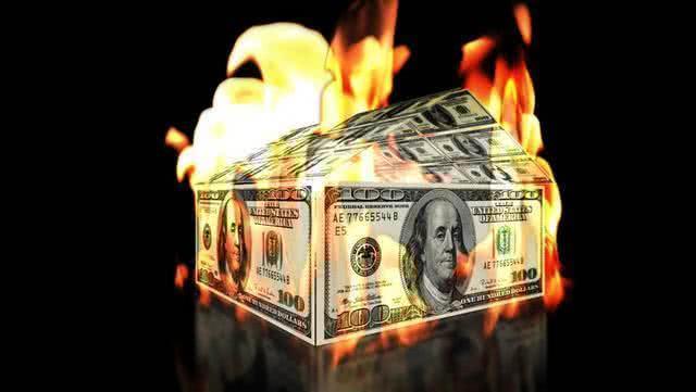 中国买家提前撤离,巴菲特带头甩卖,美联储印的庞氏*局骗**或被揭穿