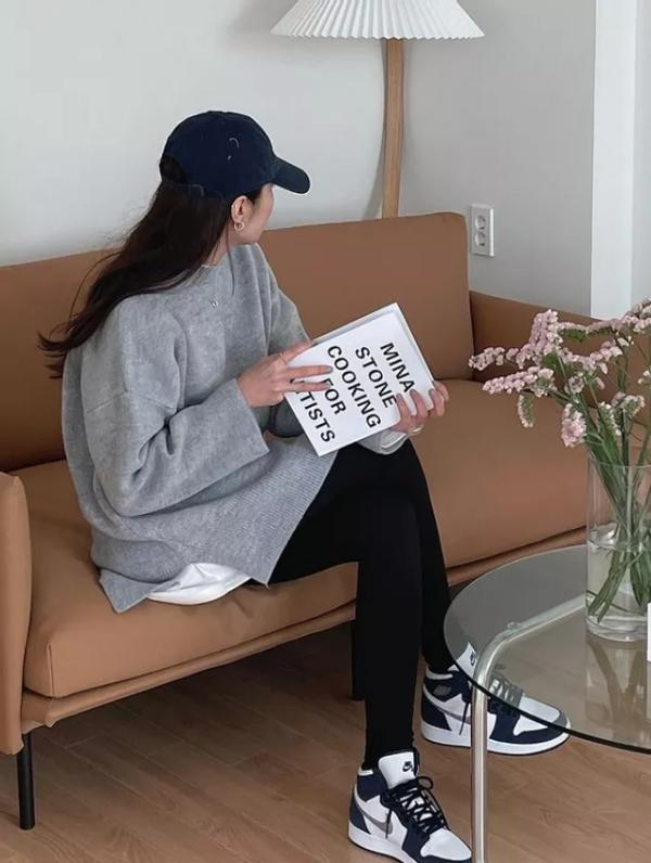 非常流行的鲨鱼裤穿法,鲨鱼裤搭配什么样子的老爹鞋