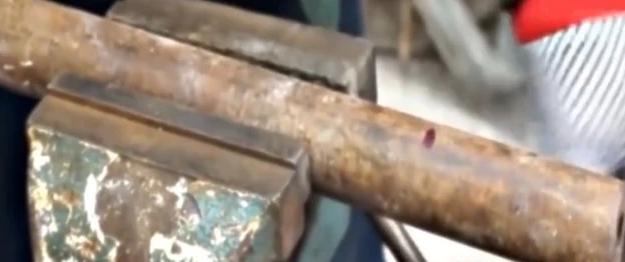 怎么取出坏的轴承圈,坏了的轴承内壁怎么取出来