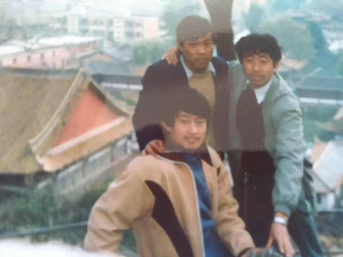 随笔忆往昔峥嵘岁月,随笔记忆犹新的春天往事