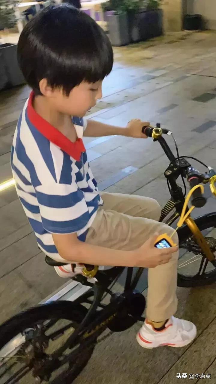 超记牛和倾听者哪个适合小学生,超记牛和倾听者新款