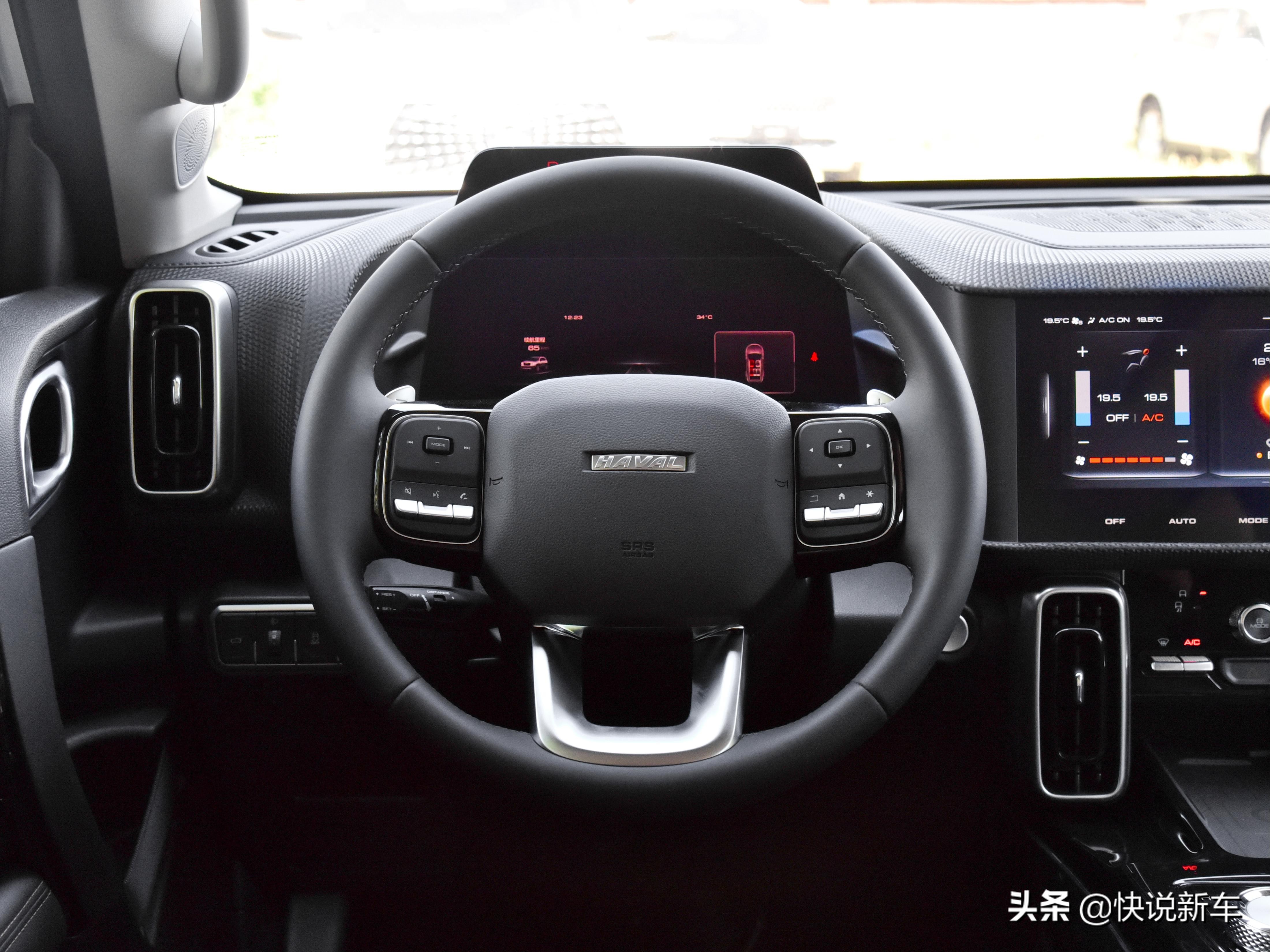 沉浸式体验20款四驱哈弗大狗,高端大气外观好看空间够大