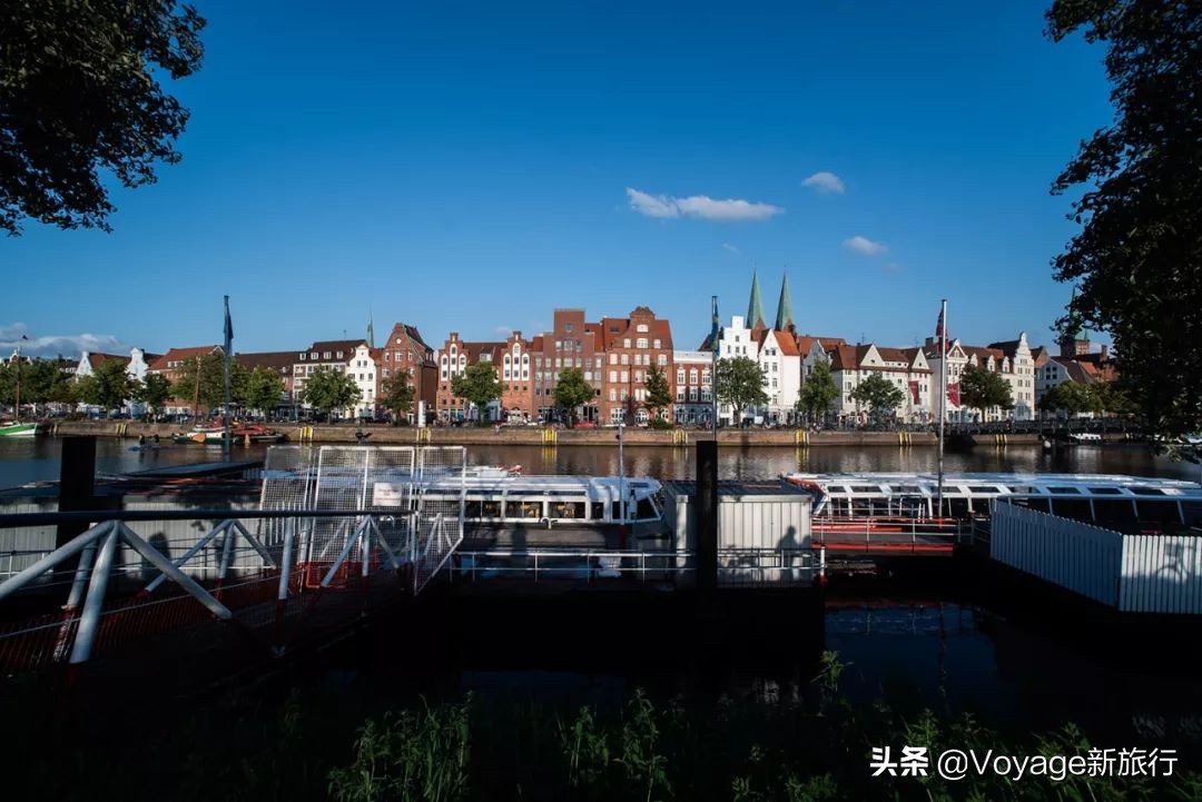 来德国北部汉萨三城,寻找不来梅的F4、汉堡最大的“船”和吕贝克的7个尖塔