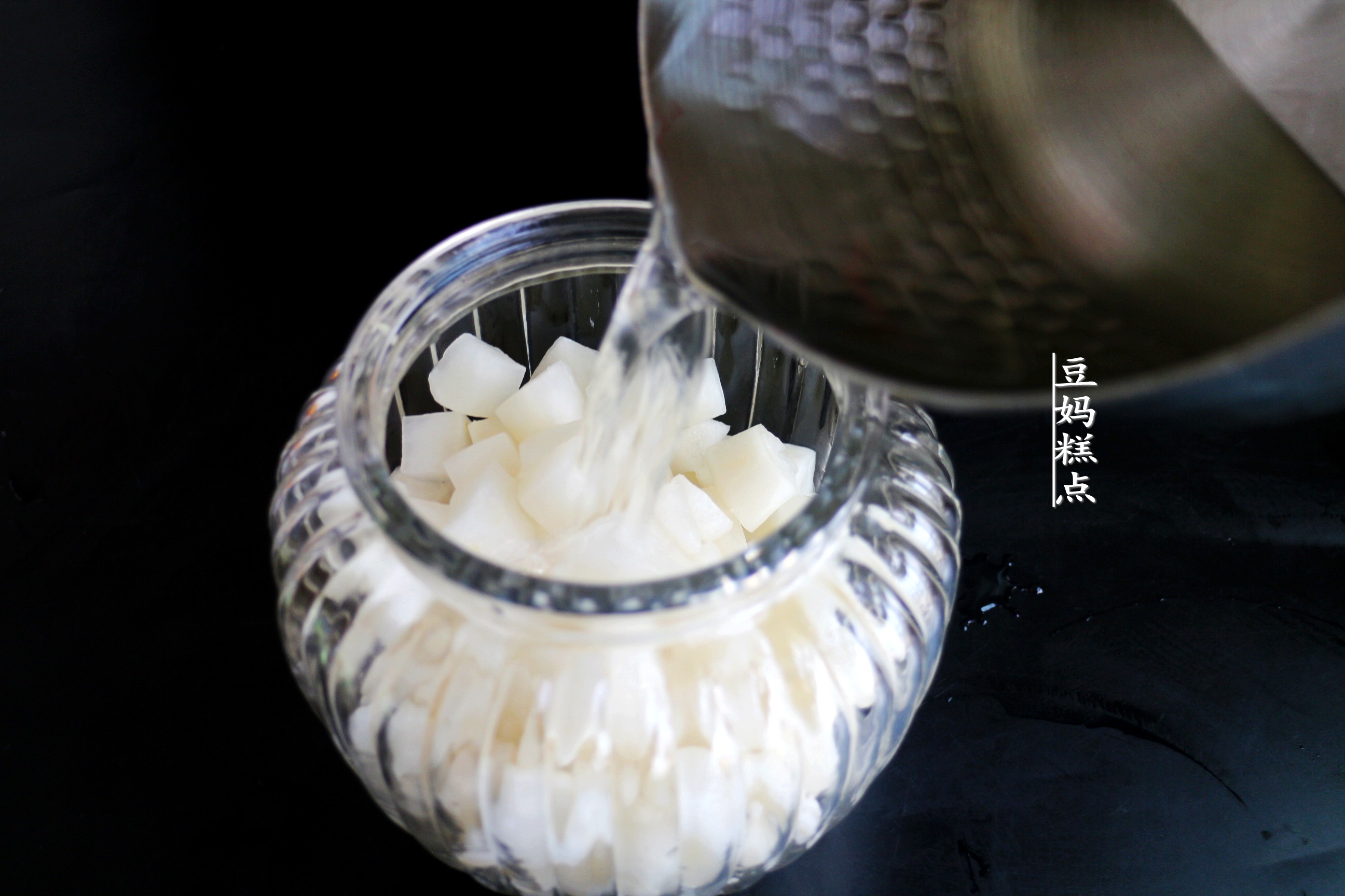 酸萝卜一泡就软,饭店的酸萝卜为什么脆爽开胃解腻