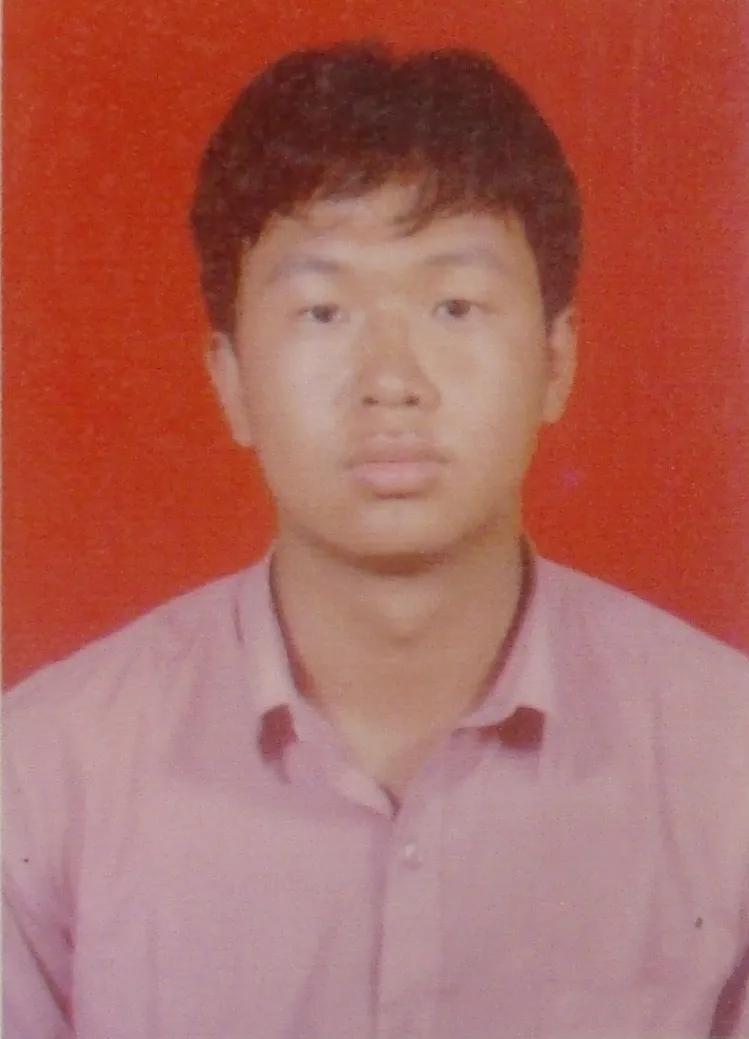 在鲜红的*党**旗下——司法行政百年英模谱：许宏远