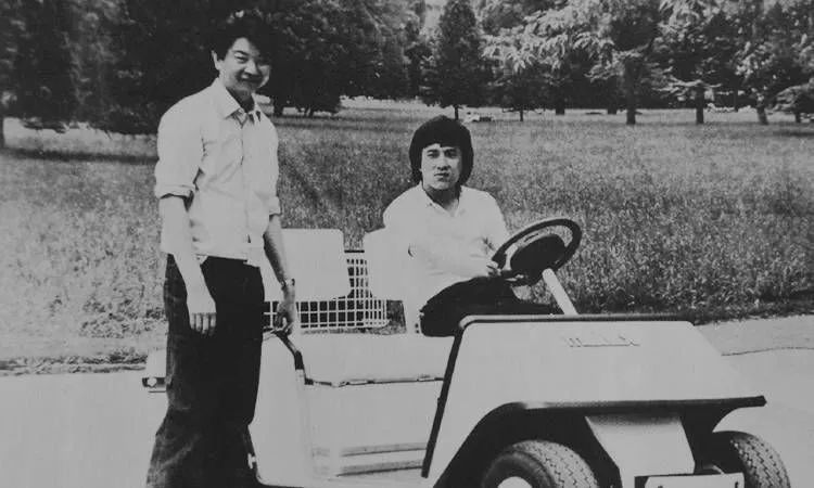 1989年香港最火节目主持:谈过47个女朋友,金庸眼中最潇洒的人