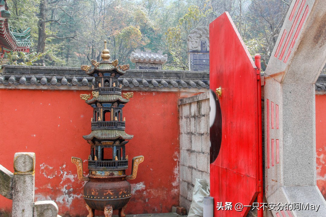 为什么爬华山都是夜爬,华山自古一条道很有必要爬吗