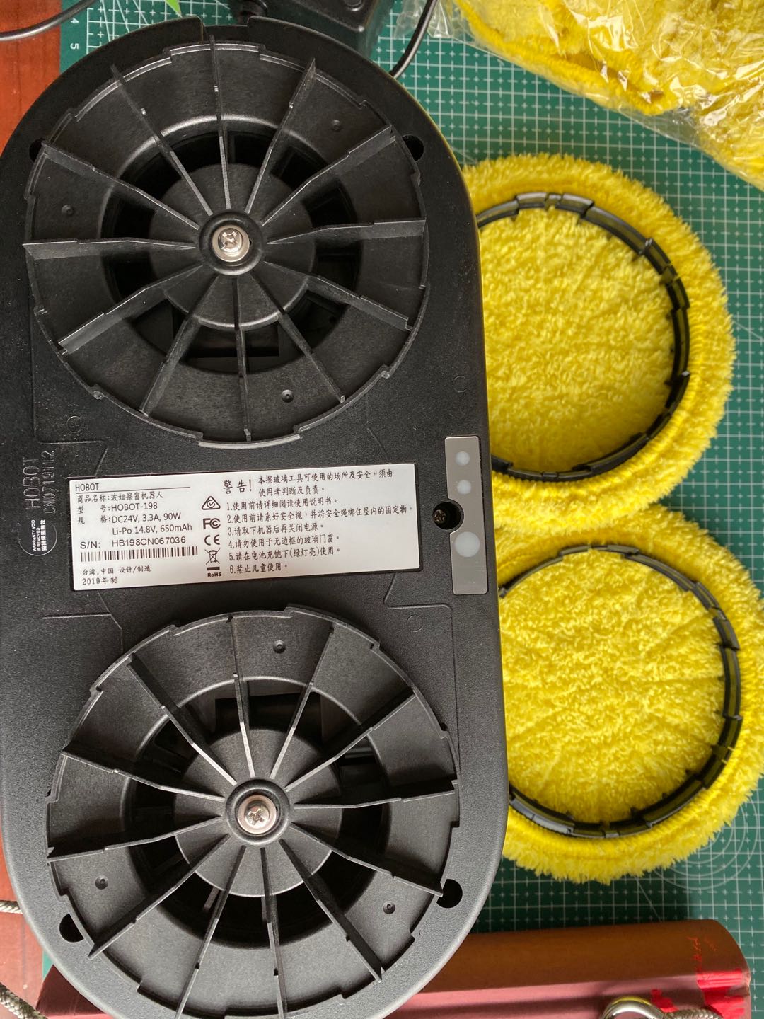 玻妞198擦玻璃机器人评测,擦玻璃窗机器人好用吗