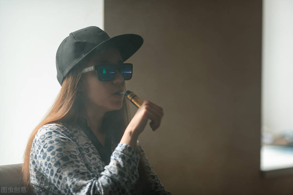 *子烟电**能戒烟？*子烟电**没有二手烟？快扔掉它，它正让孩子染上烟瘾