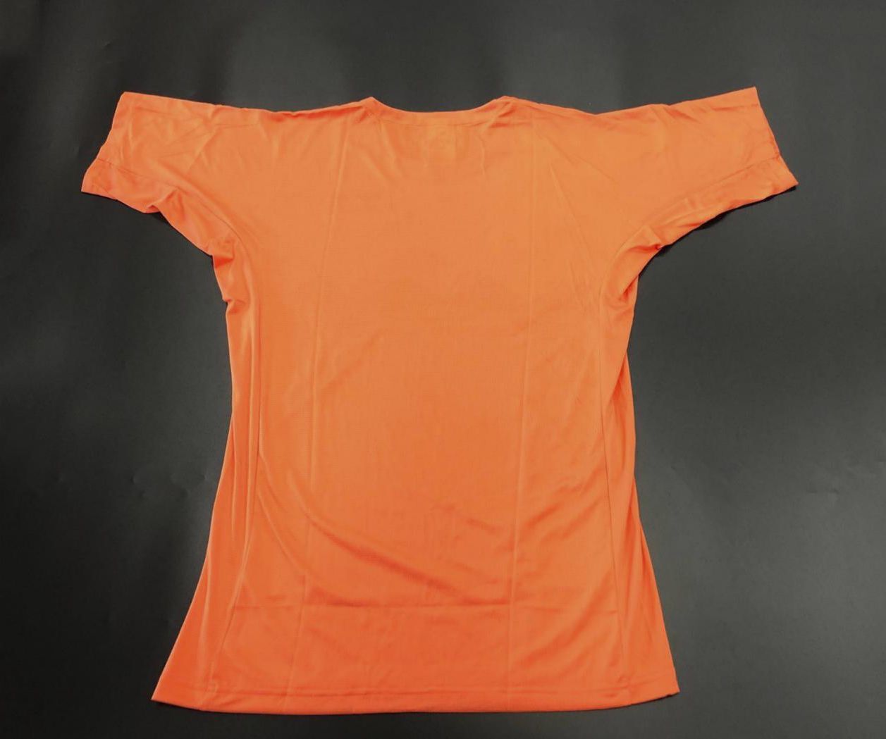 至轻，至简--ADIZERO超轻羽毛球衣上身体验「悦悦教练」