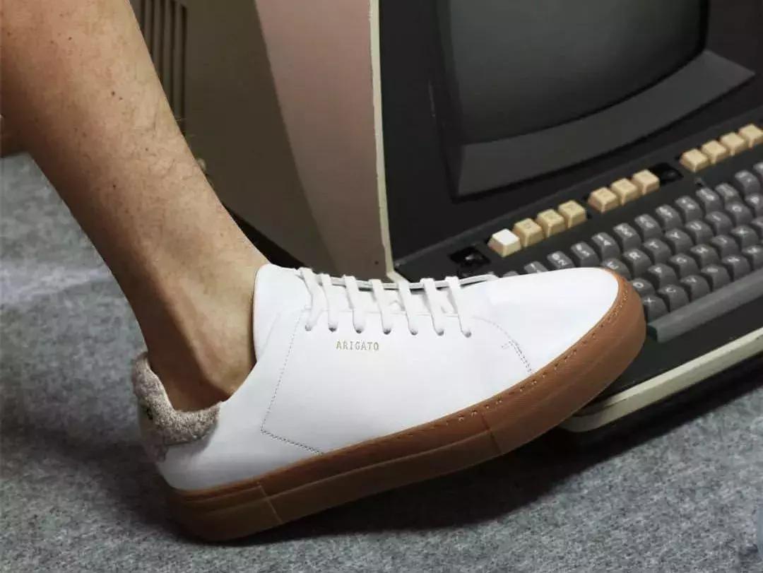 小白鞋真的永不过时,小白鞋什么时候火起来的