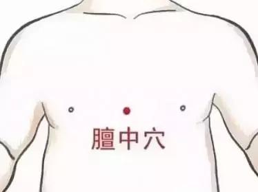 宝宝打嗝看着都难受，教你4招，宝宝打嗝问题轻松解决