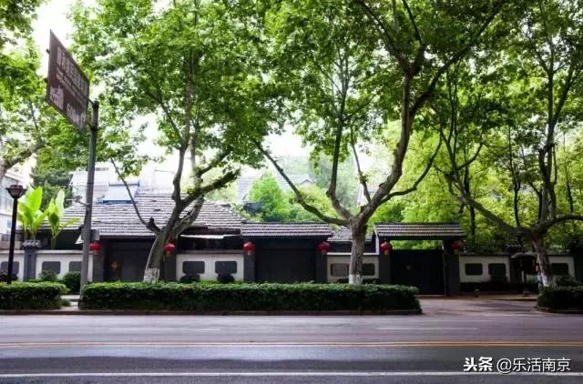 在南京生活了十几年感慨,在南京生活感觉怎么样