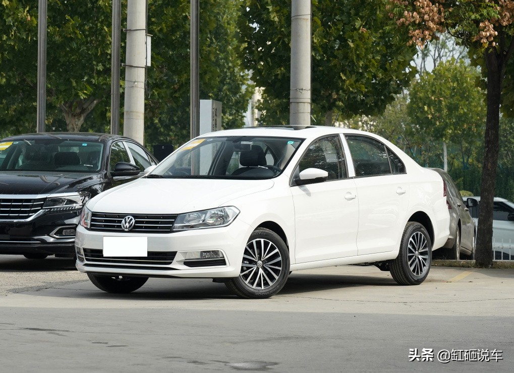 省油耐用的家用车大众桑塔纳,省油桑塔纳2012款