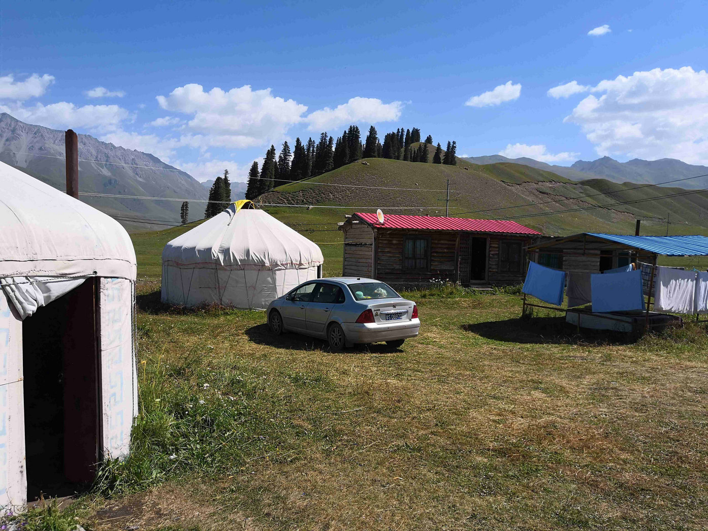 *疆新**蒙古包旅店老板,看他一天的收入多少,一个月就抵我一年工资