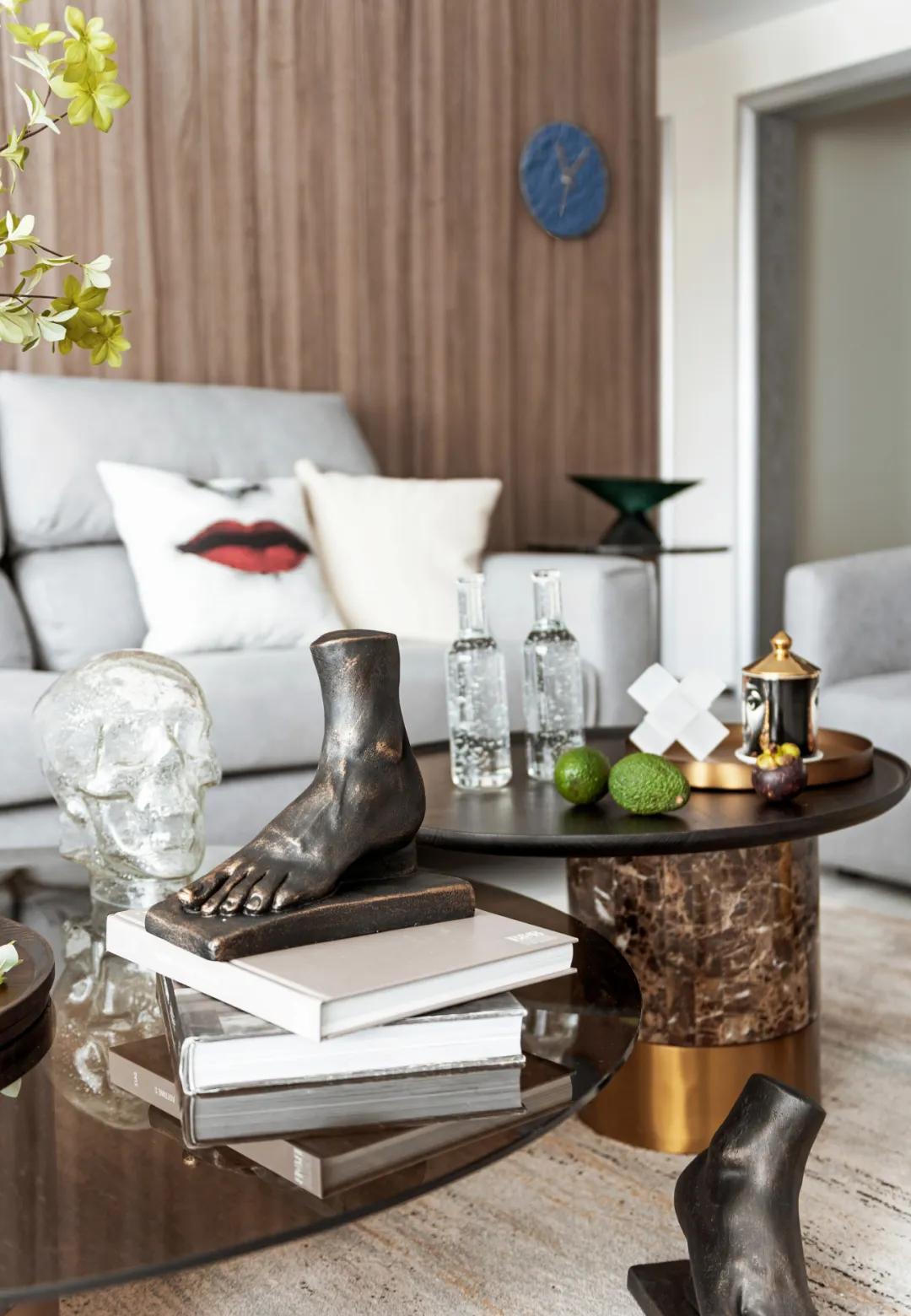 175平米轻奢风格装修,小户型黑白灰原木色极简风格