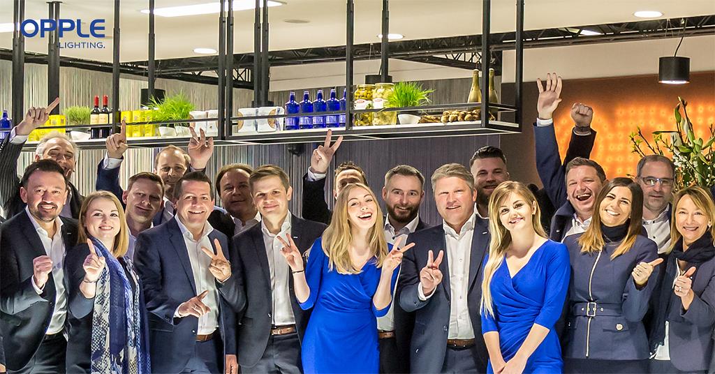 欧普照明超越所见,遇见杰出雇主广电运通