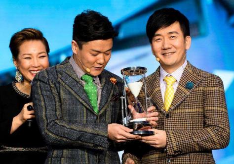 筷子兄弟正面回应是否解散,筷子兄弟回应解散