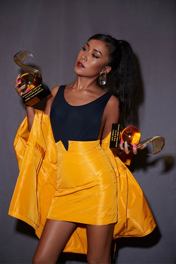 吉克隽逸贵阳演唱会,吉克隽逸冰雪舞动