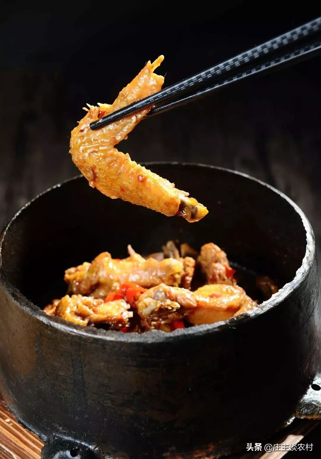 年夜饭都吃哪些菜比较好,年夜饭必须吃的菜都有哪些