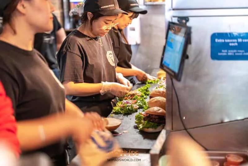 来皇后镇吃大汉堡,新西兰皇后镇超级大汉堡