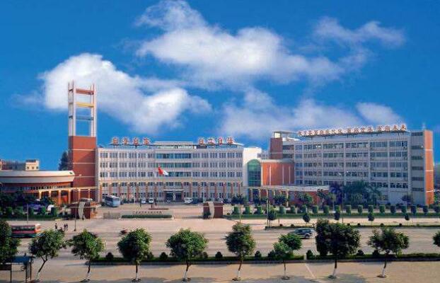 广东女子职业技术学院学什么,广东女子职业技术学院全是女的吗