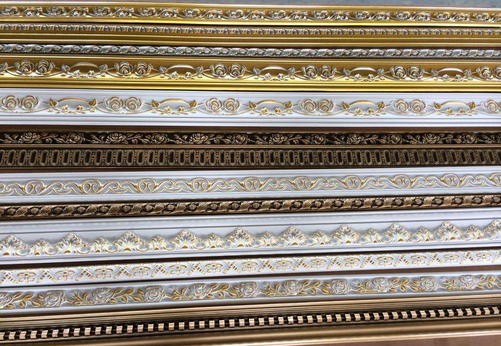 装修别再用普通石膏线,家庭装修用木线条还是石膏线