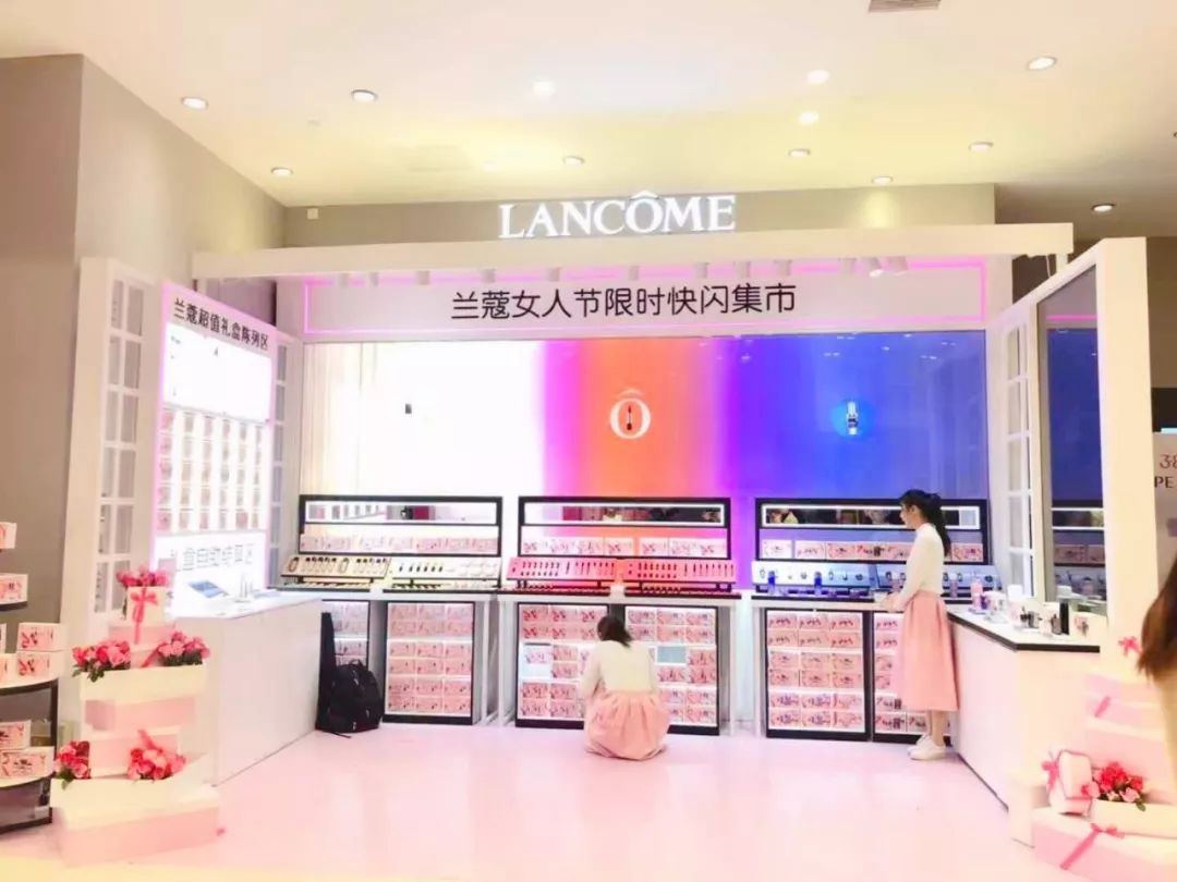 omg商品打折,omg网红街母亲节活动