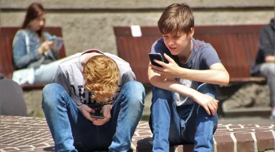 眼睛无神怎么改善,眼镜摘下来眼睛无神怎么解决