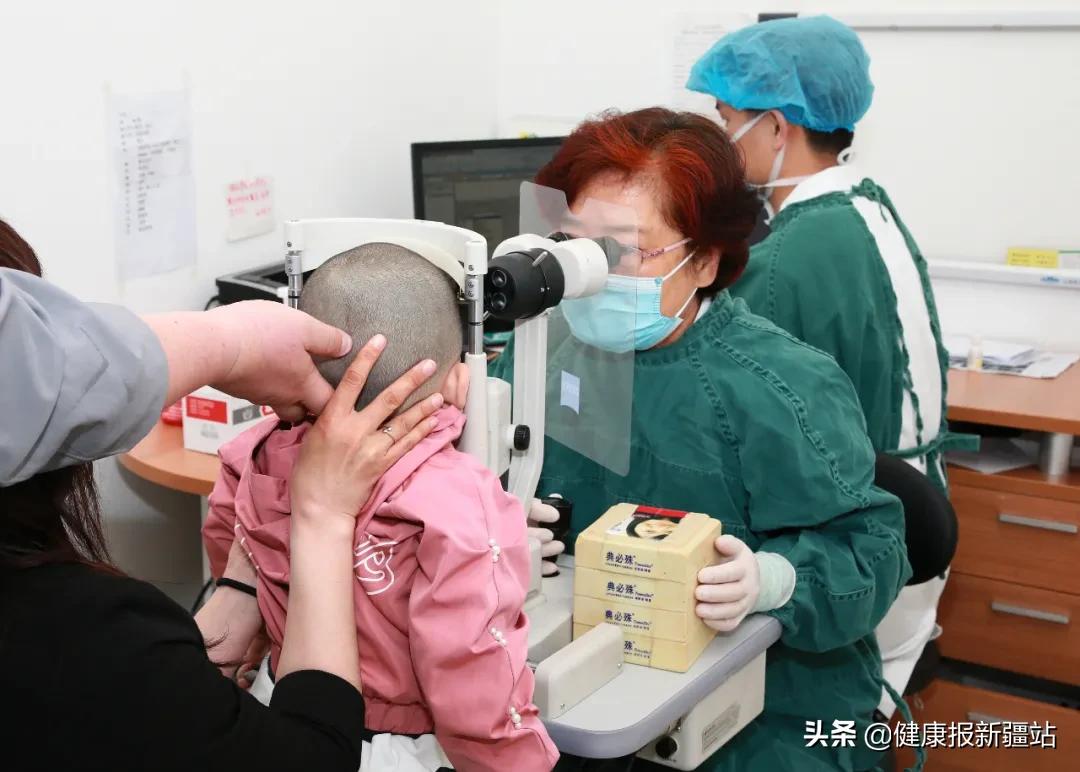 两岁半宝宝一直揉眼睛是结膜炎吗,十个月宝宝过敏性结膜炎晚上揉眼