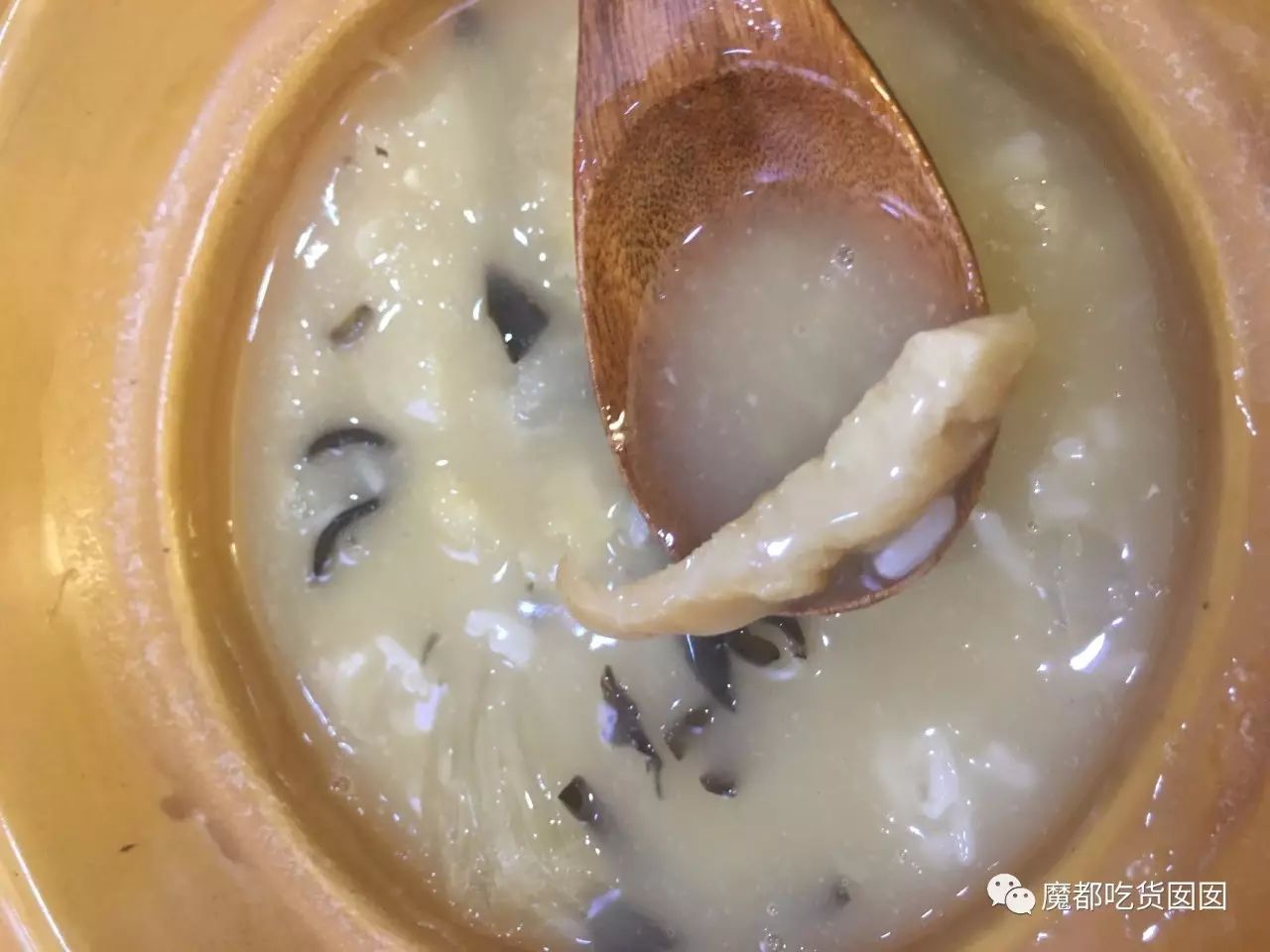 邂逅美味|「38元」一碗正宗料足鱼翅捞饭?--|低调的奢华