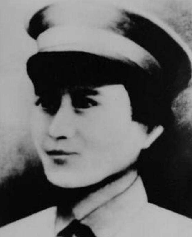 湖北老太太去世后遗物找到了吗,湖南老头死了子女整理遗物