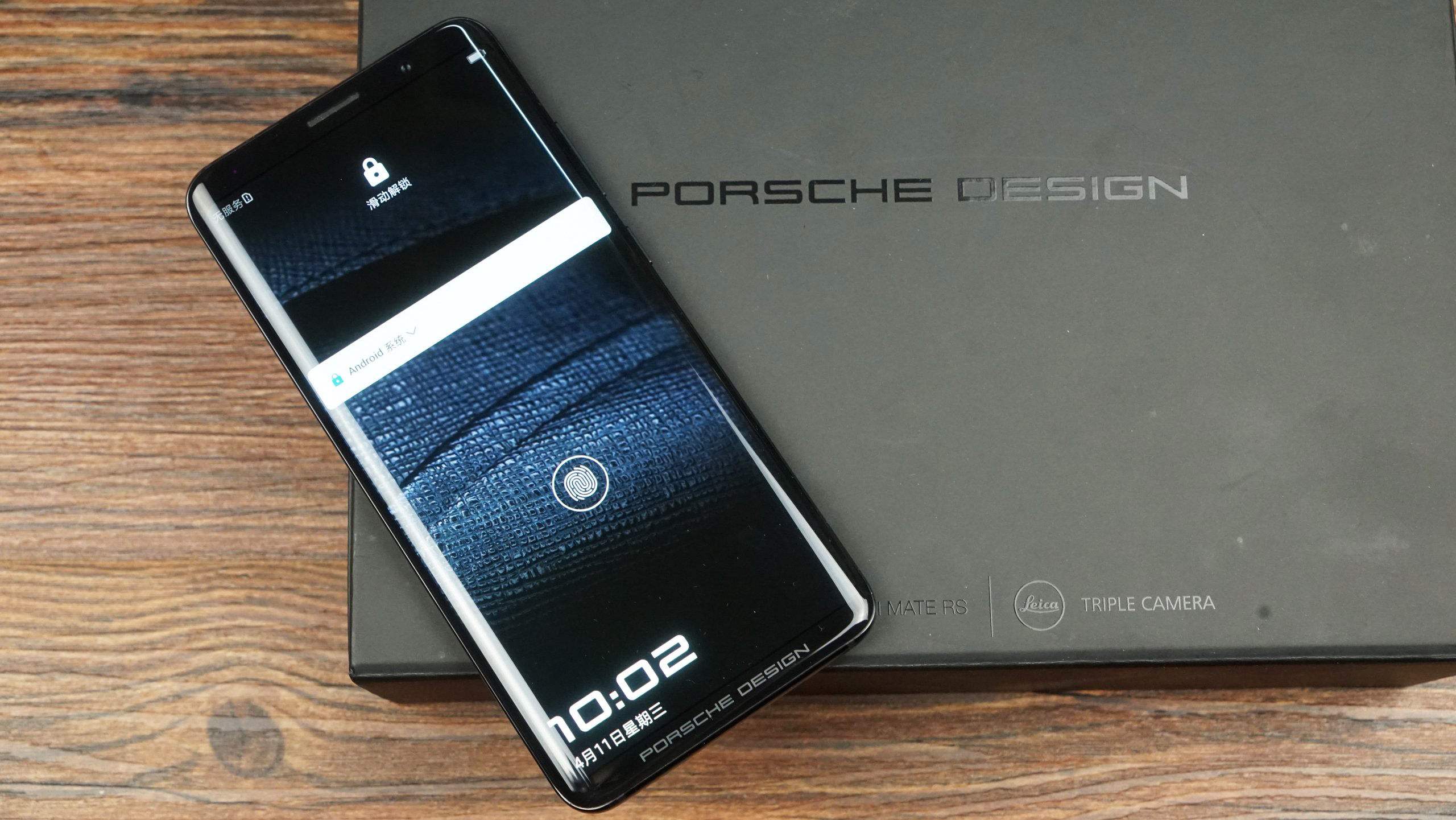 优衣库又曝小视频，这次车企们真应该好好学学了