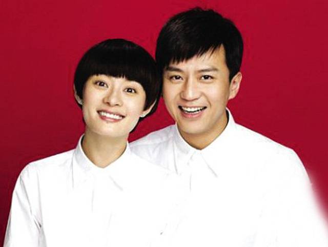 明星结婚证照片图片大全,十对明星夫妻证件照