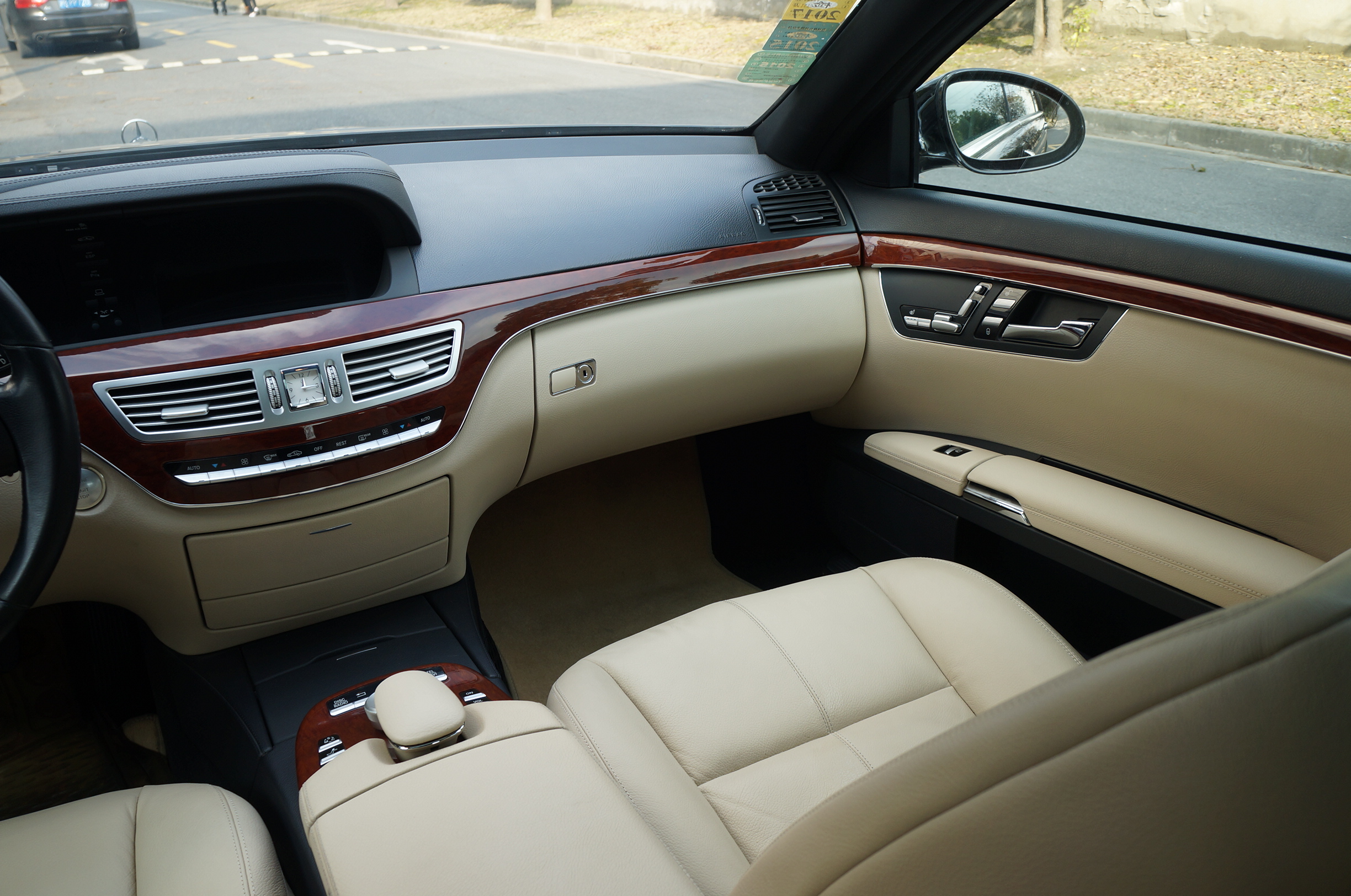 10年奔驰s还能开吗,十年的奔驰s二手车能买吗