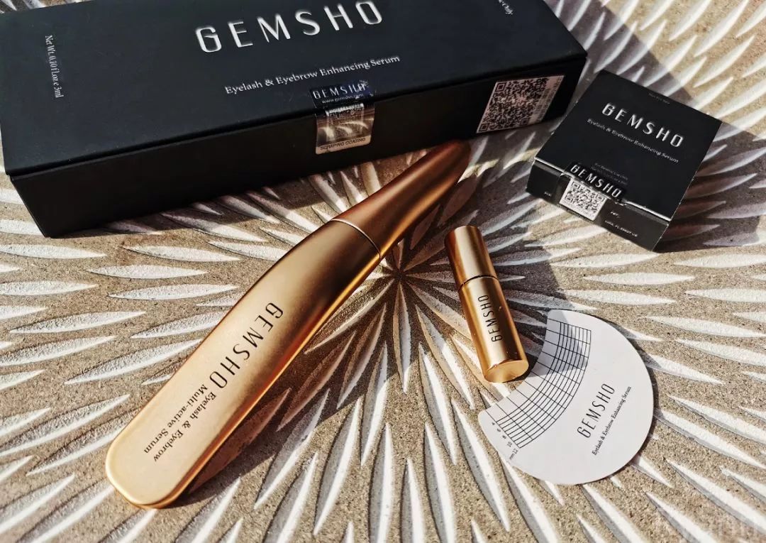 比伯和海莉在一起的穿搭,比伯夫妇海莉