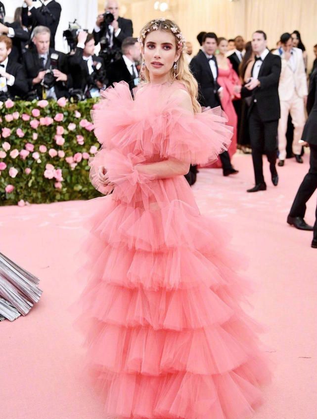 艳压红毯,美艳绝伦的红毯造型