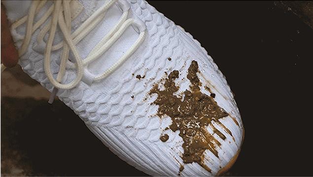 刘强东推荐一双小白鞋,刘强东的鞋子