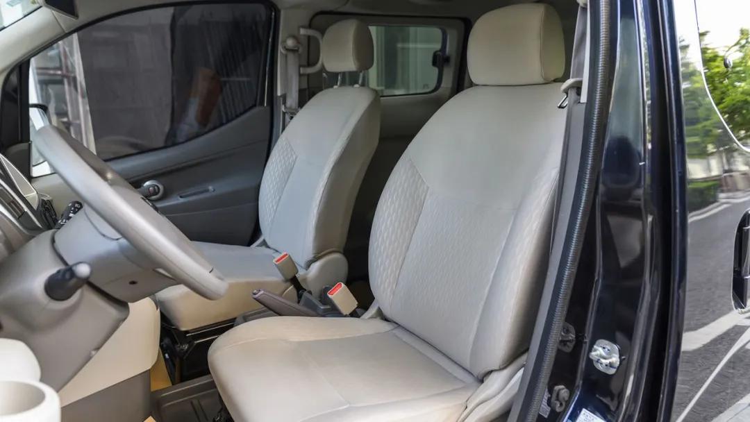 二手日产NV200:有范儿又能干!全能型JDM“厢式货车”