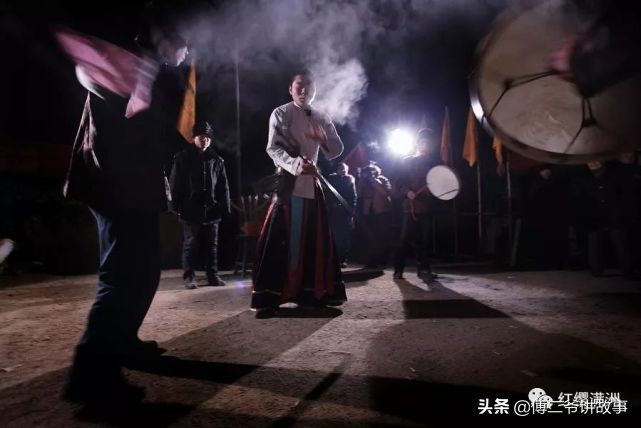 萨满教佛教道教起源,萨满教和满族小辫子有关吗