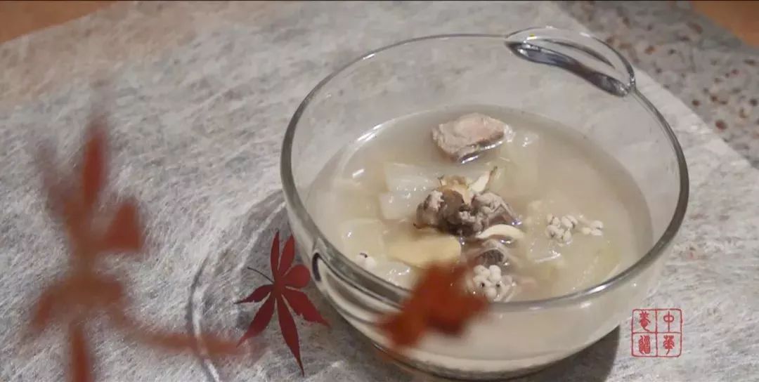 皮肤干燥吃什么中药可以调理一下,养脾胃养肺养肝的懒人养生法