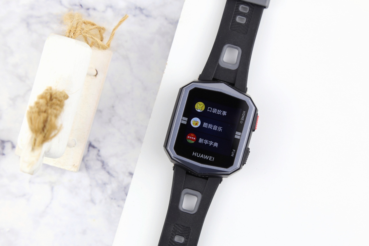 9重精确定位孩子的贴身守护者，华为儿童手表3X体验