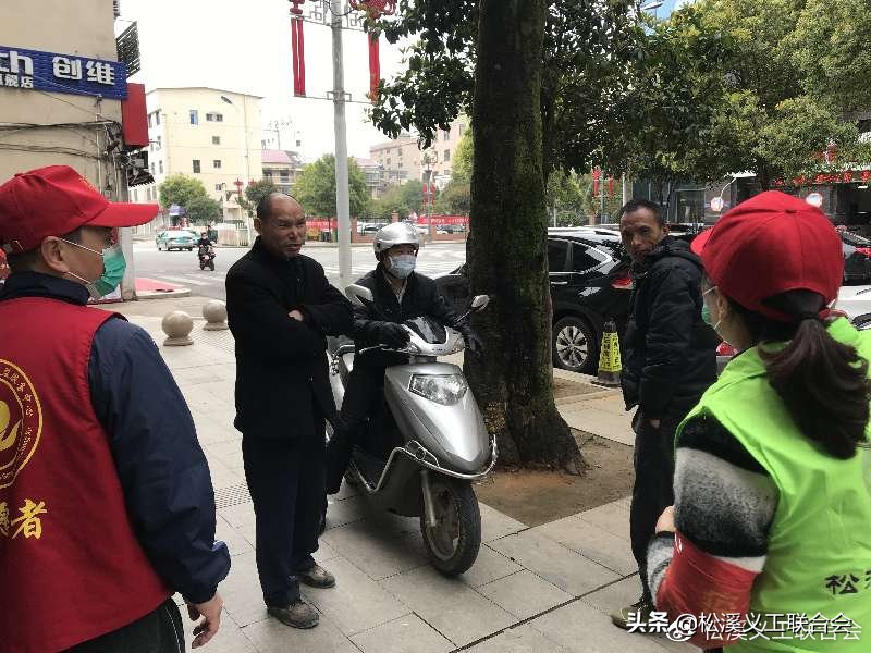 在抗击新冠肺炎疫情中表现,在疫情防控阻击战的日子里