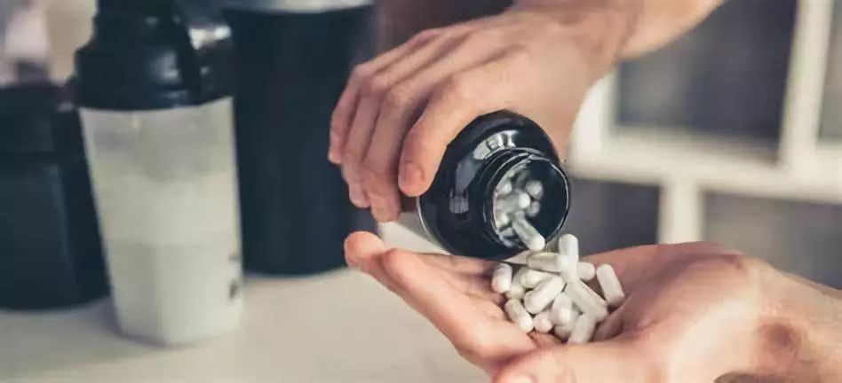 索队聊补剂:BCAA真的是鸡肋吗?去伪求真一篇说透