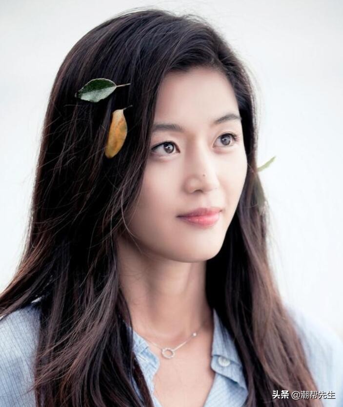 脸上有3颗痣的女星,脸上有三条纹的女人