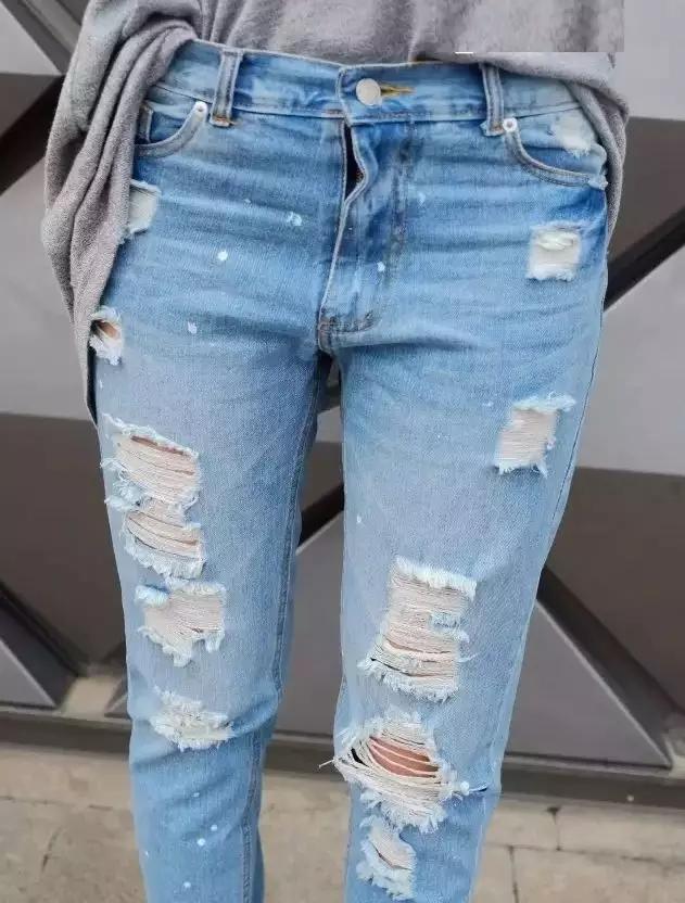 破洞牛仔裤被缝起来了 (妈妈补的破洞牛仔裤)