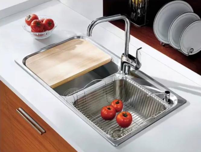 厨房水槽单槽和双槽哪个好,厨房水槽选单槽还是双槽更好