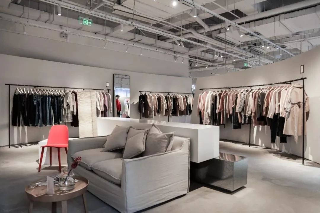 服装竞争激烈,服装行业现状和破局