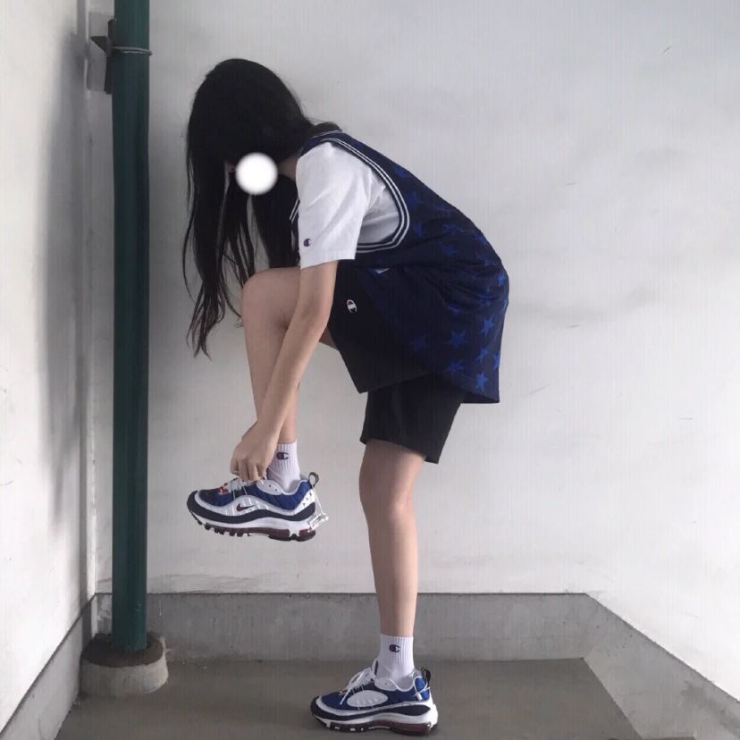 矮个子女生穿什么运动鞋好看,女生百搭运动鞋高级感