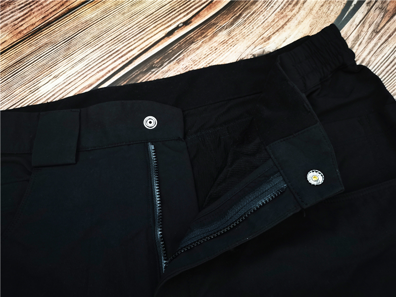 是短裤，也是移动的工具库——单导“黑洞”短裤简评